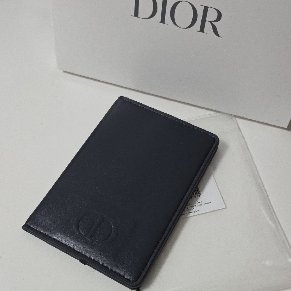 Dior Men's Navy Leather Card Holder